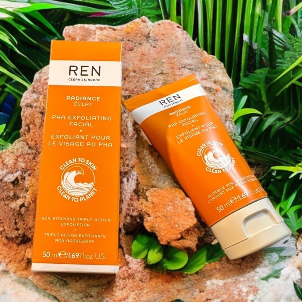 NIB REN Clean Skincare Radiance PHA Exfoliating Facial 50ML